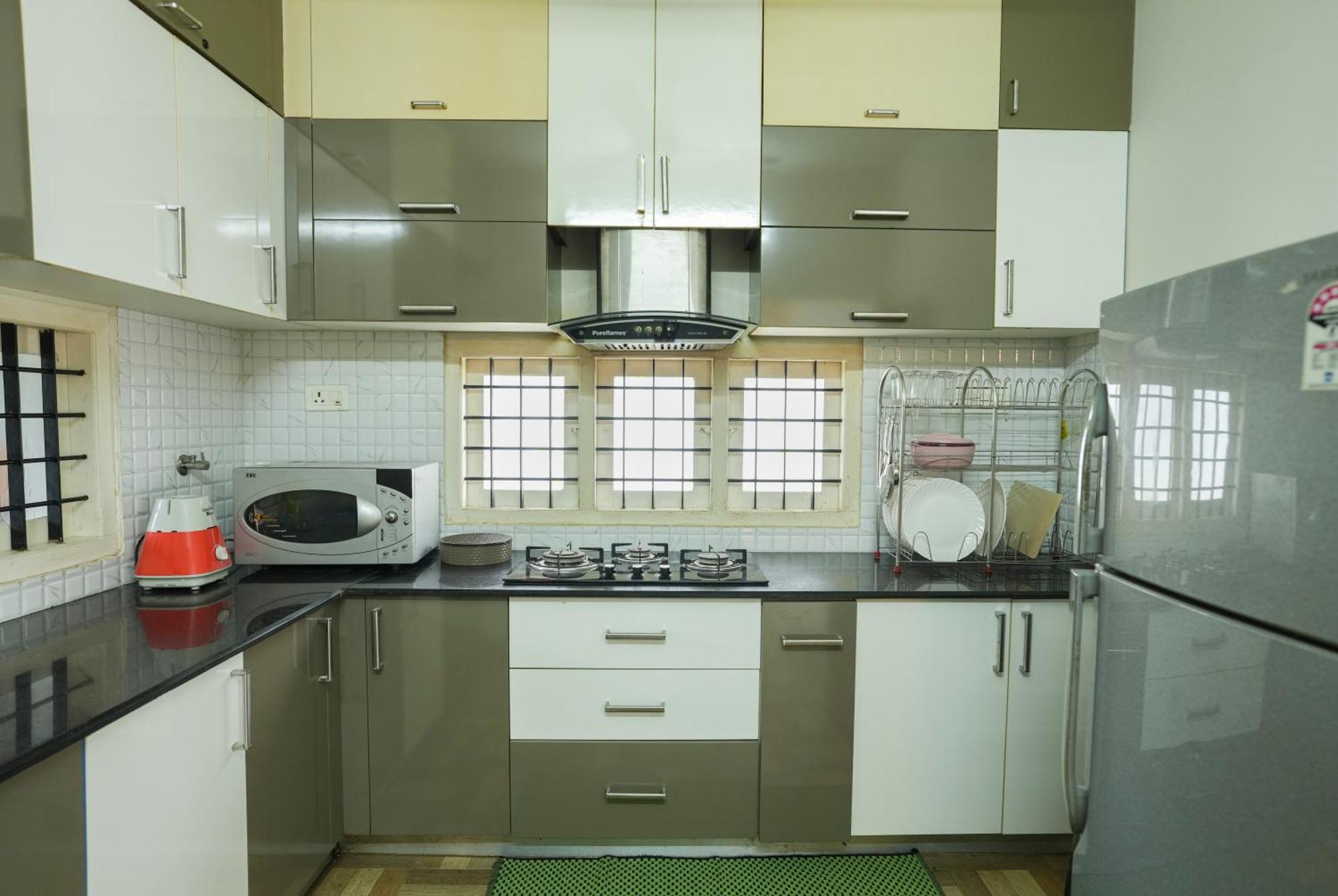 נדומבסרי Swapna Home Suites מראה חיצוני תמונה